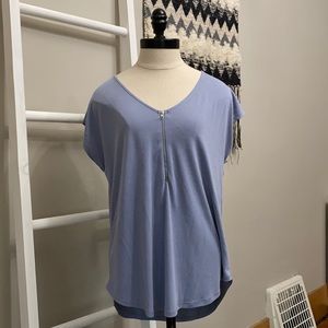 Green Envelope Cap Sleeve Front Zip Top